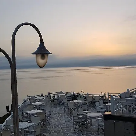 Zoumperi Cute And Cozy Close To Airport And Rafina Néa Mákri Exterior photo