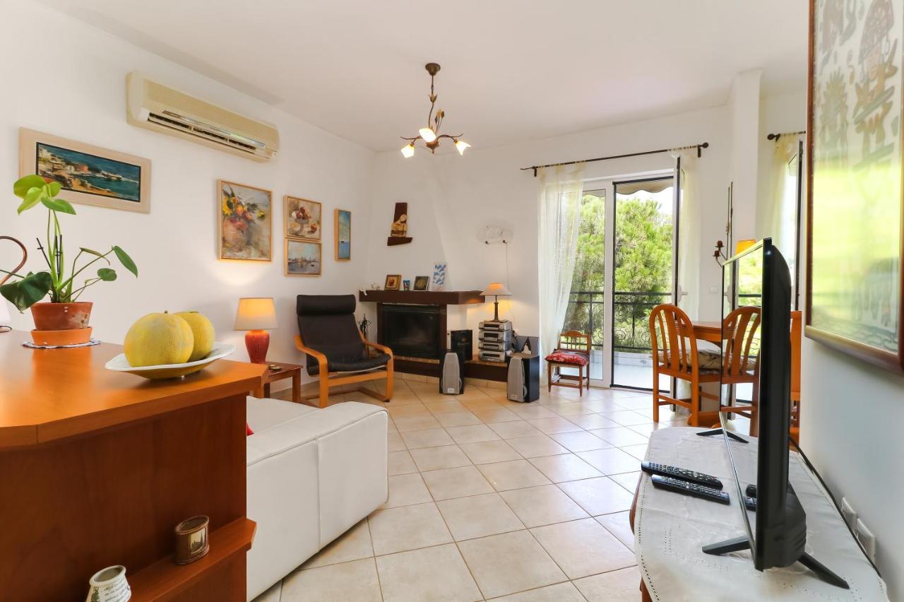 Zoumperi Cute And Cozy Close To Airport And Rafina Apartment