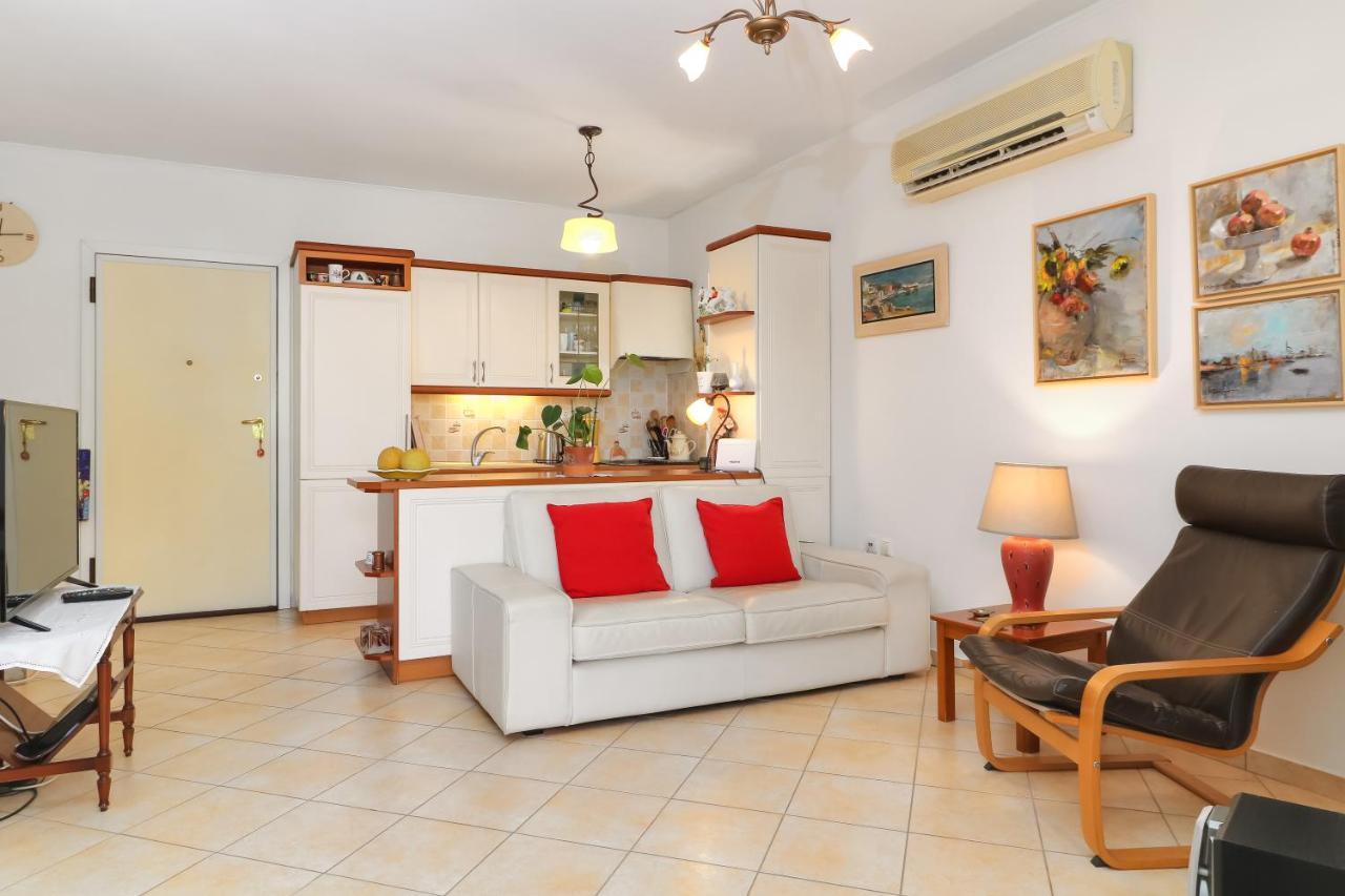 Zoumperi Cute And Cozy Close To Airport And Rafina Apartment Nea Makri