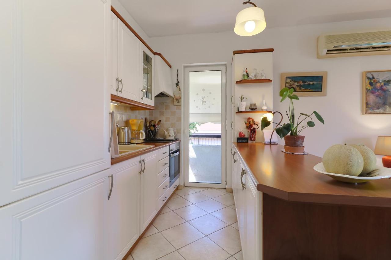 Zoumperi Cute And Cozy Close To Airport And Rafina Nea Makri