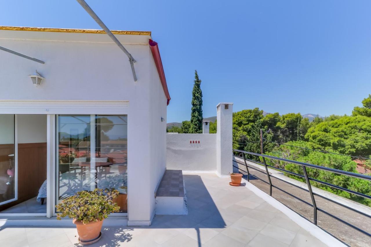 Apartment Zoumperi Cute And Cozy Close To Airport And Rafina Nea Makri